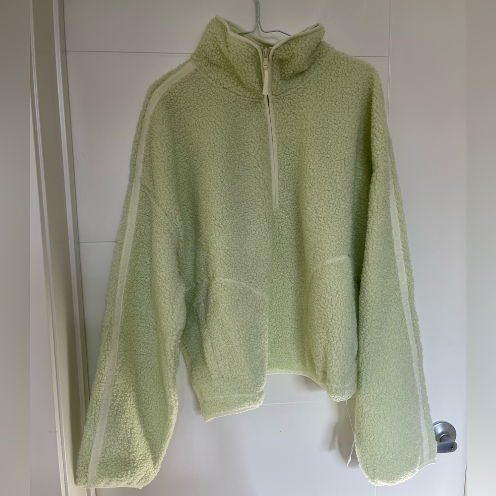 NWT Old Navy Green Sherpa Pullover